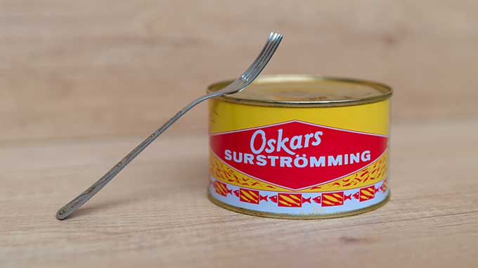 Surströmming: der traditionelle Stinkefisch aus Schweden • Schwedenmakler